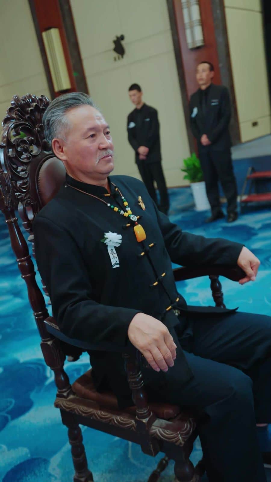旧爱封面