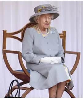 伊丽莎白女王二世与英国首相封面